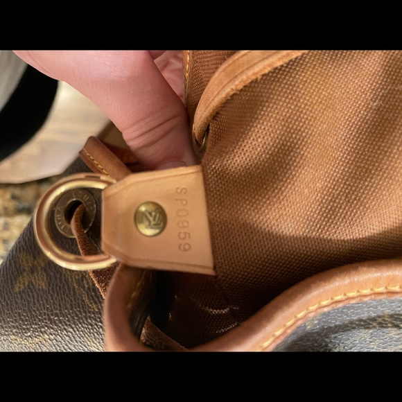Vintage Louis Vuitton Montsouris MM backpack - Picture 12 of 14